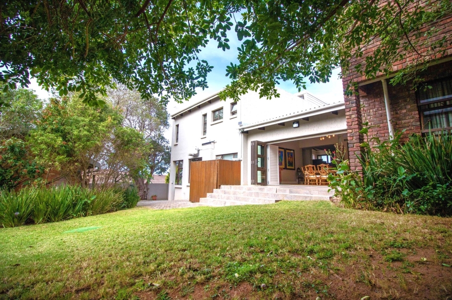 3 Bedroom Property for Sale in Wavecrest Eastern Cape